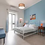 Casa Fiorita Rooms - Sit Property