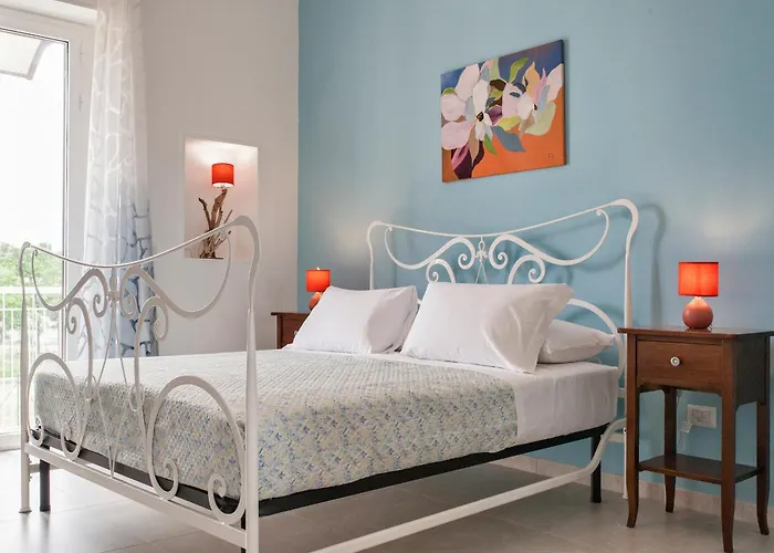 Casa Fiorita Rooms - Sit Property
